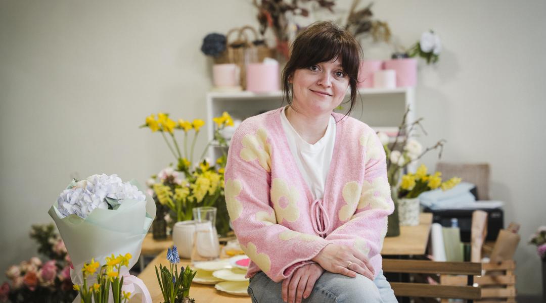 yuliya drobonoh u sumsʹkiy kvitkoviy studiyi bloom flowers 1