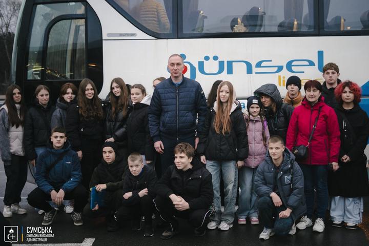 Діти із Сумської області вирушають на відпочинок до В'єтнаму