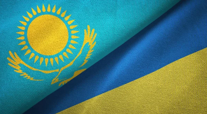 Стяги Казахстану й України