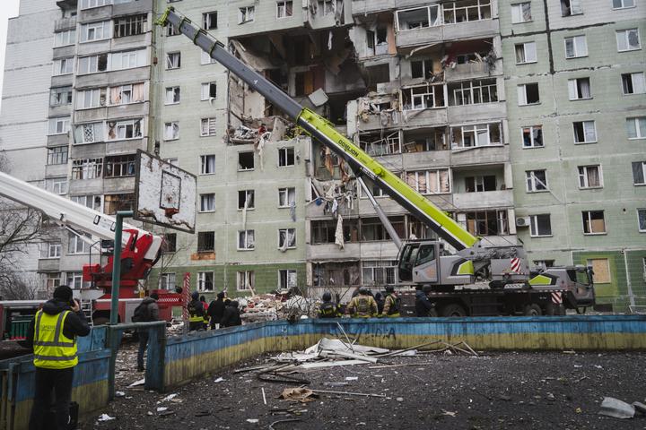 пошкоджений будинок на Героїв Крут у Сумах