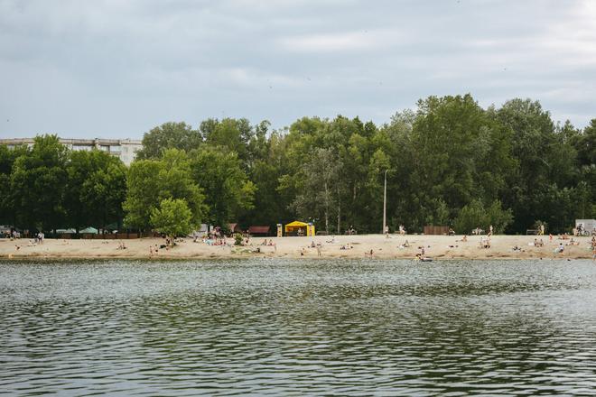 відпочинок на водоймі в Сумах