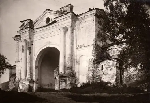 brama v glukhovi Брама в Глухові
