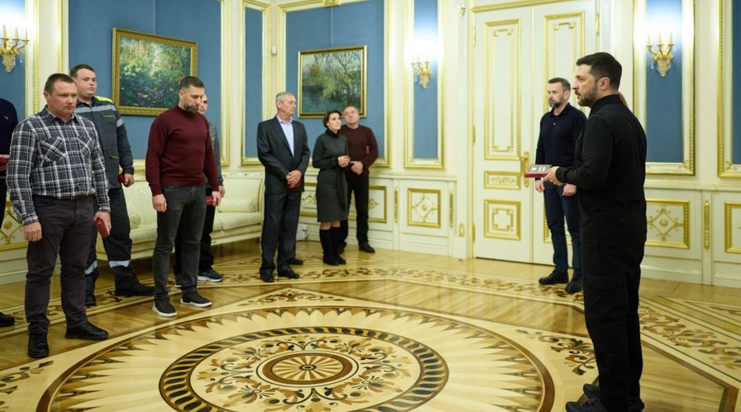 Президент України нагороджує енергетиків