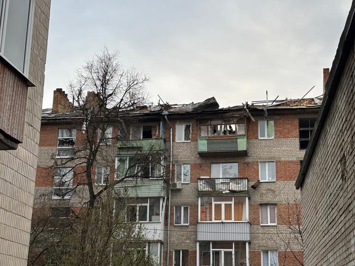 ураження даху будинку