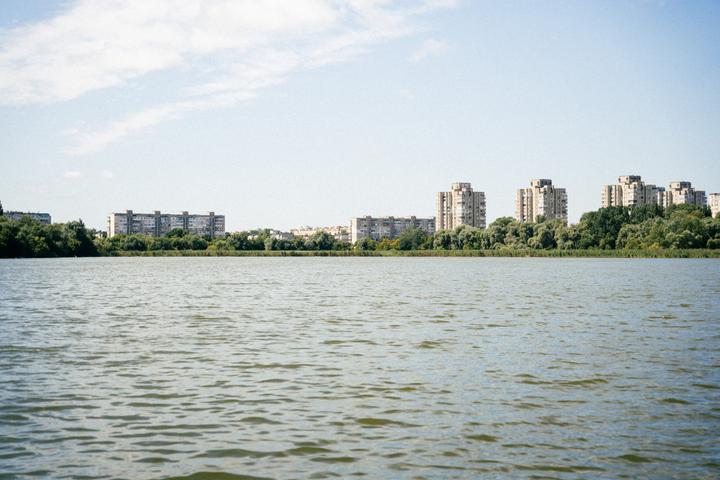 Панорамне фото озера Чеха в Сумах