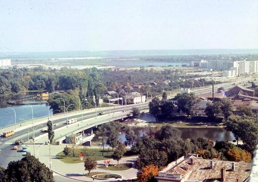 Харьковская 1983-85 г (Автор Лариса Ярошенко) KHarkovskaia 1983 85 h Avtor Larysa YAroshenko