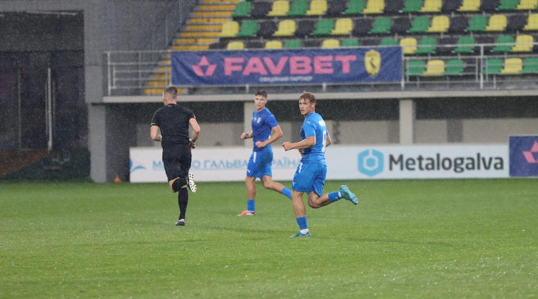 futbolisty viktoriyi na matchi Футболісти Вікторії на матчі