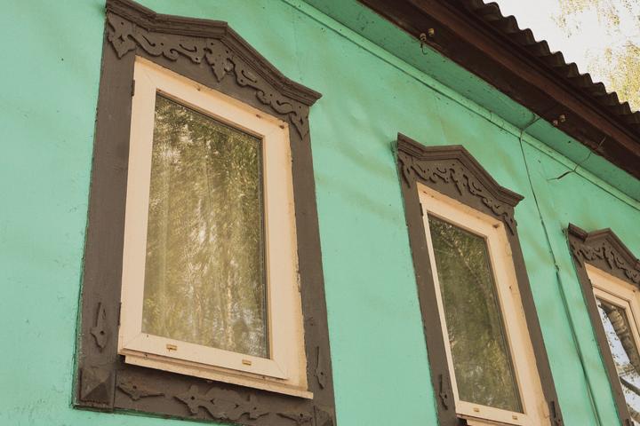 Мереживо на вікні