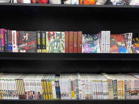 Манга у Comics Mania