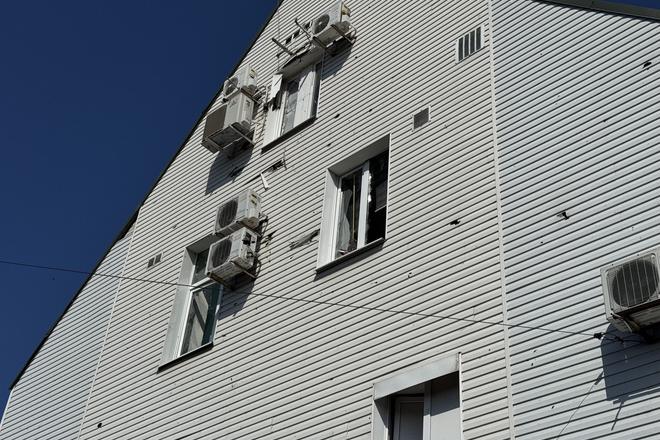 Пошкоджена приватна клініка Флоріс у Сумах