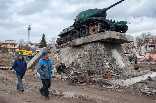 Танк Т-34 у Тростянці