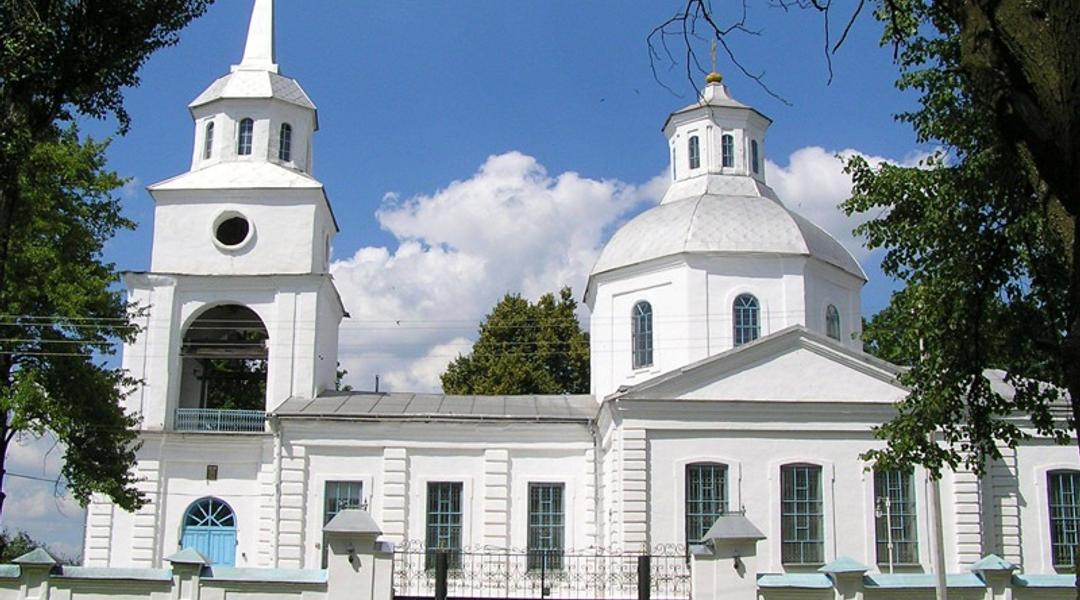 Благовіщенський храм у Тростянці