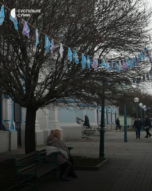 Хустки до акції 16 днів проти насилля у Сумах