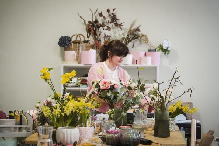 yuliya drobonoh u sumsʹkiy kvitkoviy studiyi bloom flowers 2