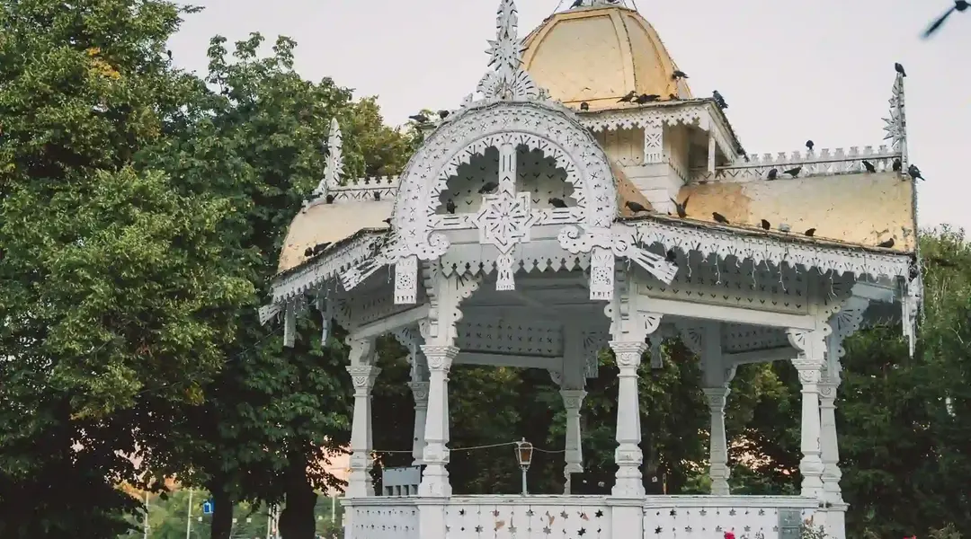 sumsʹka alʹtanka Сумська альтанка