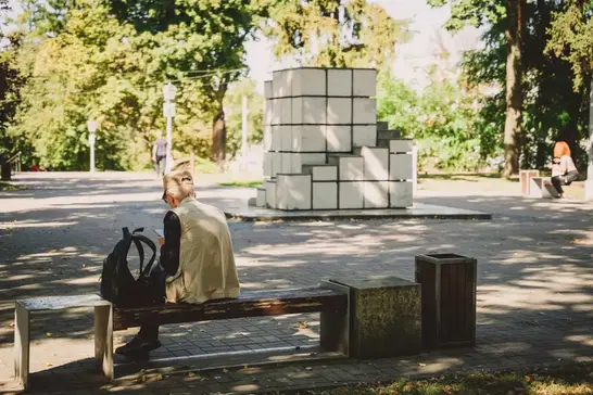 пам'ятник Цукру у Сумах