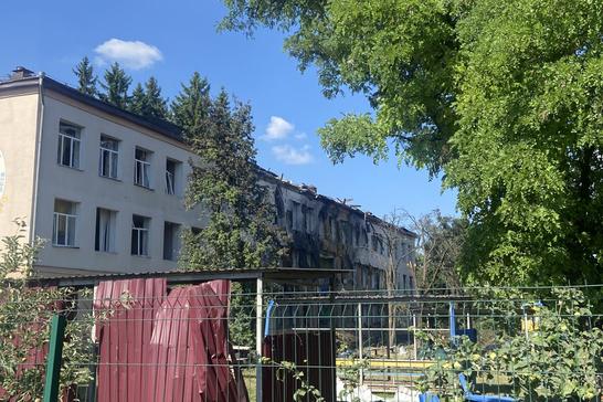 poshkodzhena shkola v sumakh