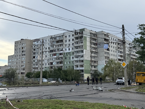 vybyti vikna budynkiv u sumakh cherez kaby