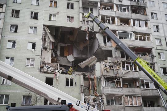 зруйнований будинок на Героїв Крут