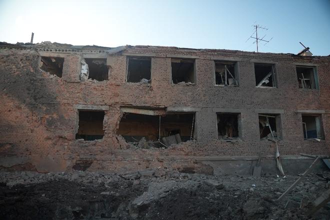 Зруйнований будинок внаслідок удару КАБом