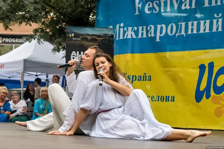 Артисти з Сум на пісенному фестивалі в Іспанії
