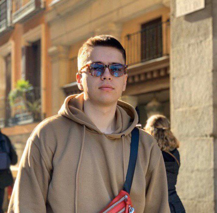 Andriy 2