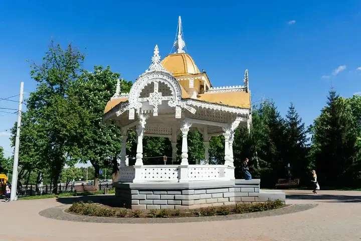 Дерев'яна Альтанка в Сумах