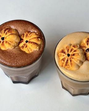 Гарбузові напої в кондитерській La Fit Bakery Гарбузові напої в кондитерській