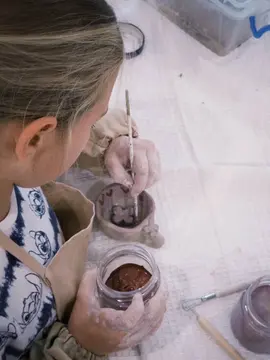 Уроки з ліплення з глини в сумській студії Muse artschool