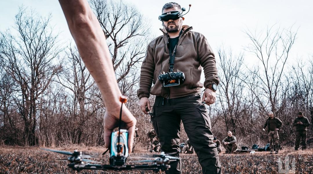Боєць 158 бригади з fpv