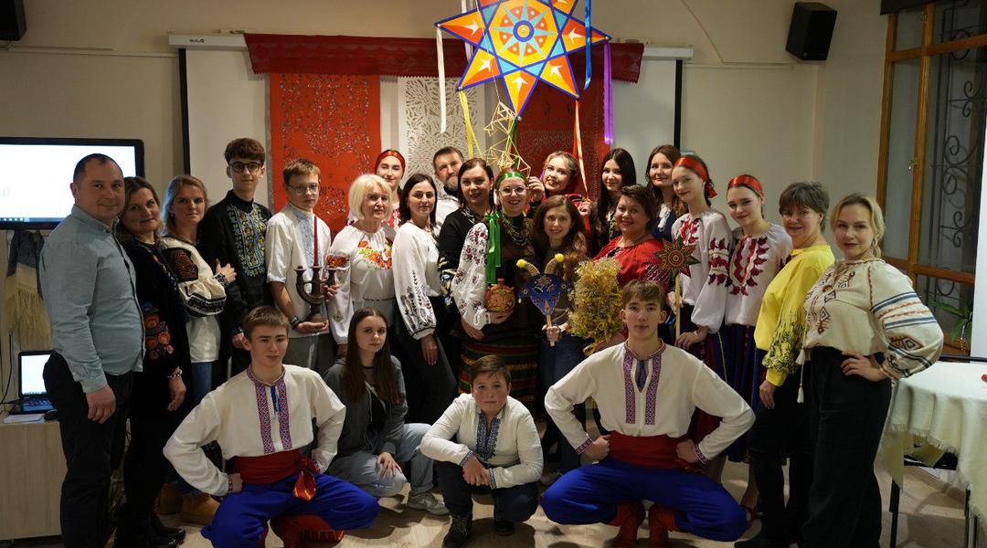 ukrayinsʹkі vechornytsі v sumakh Українські вечорниці в Сумах